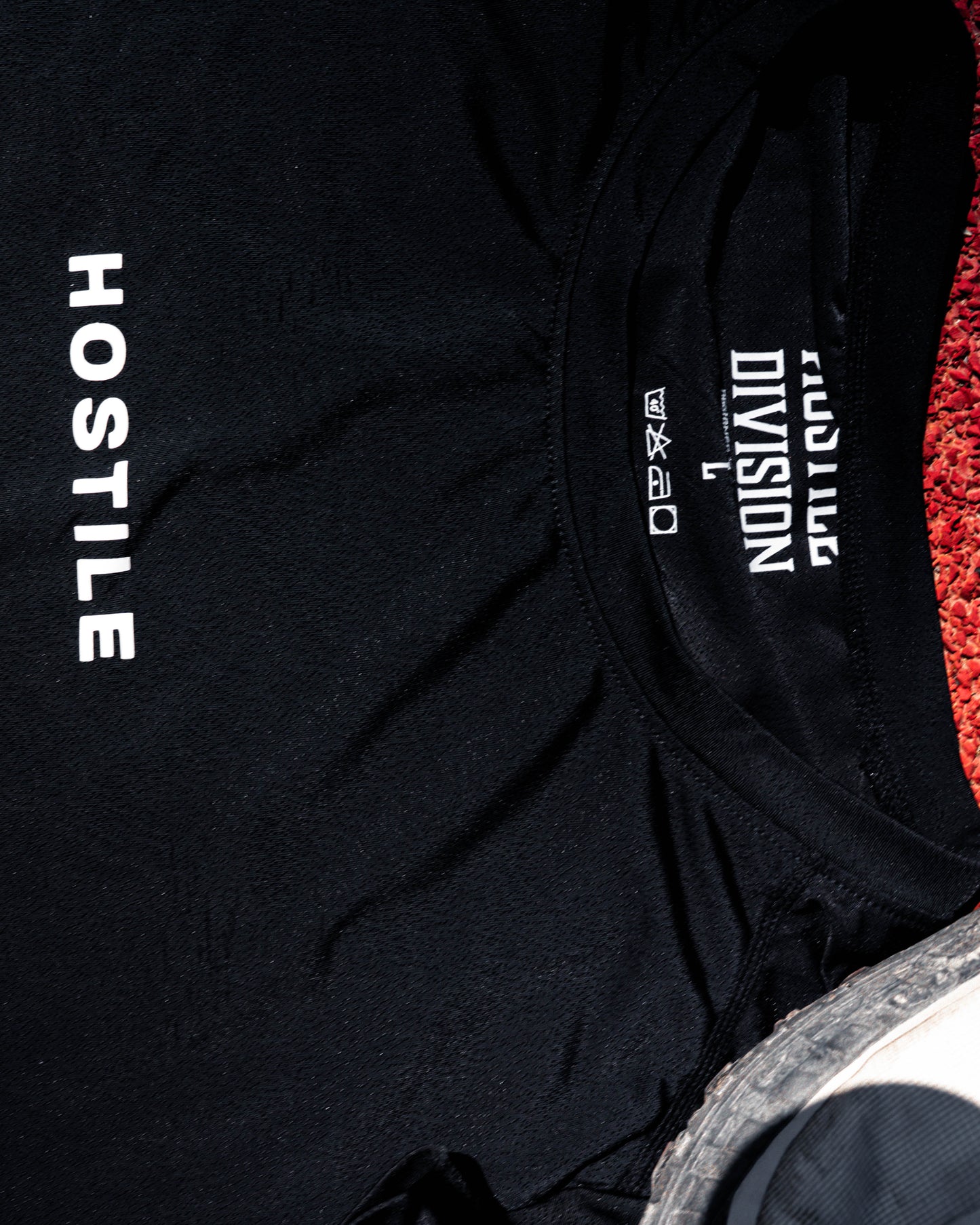 ULTRA LIGHT DRY-FIT RACE TEE
