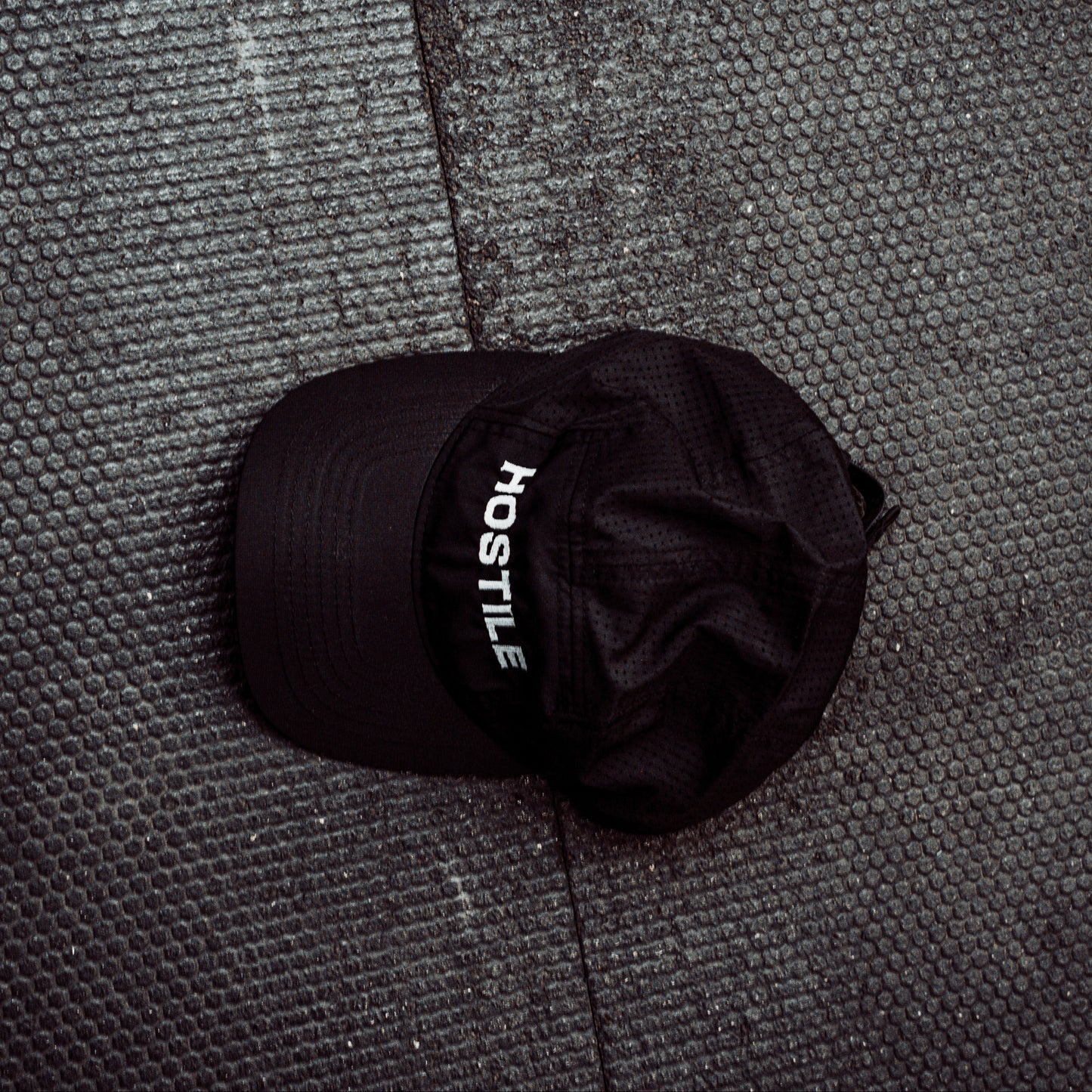 CLASSIC DRY-FIT HAT