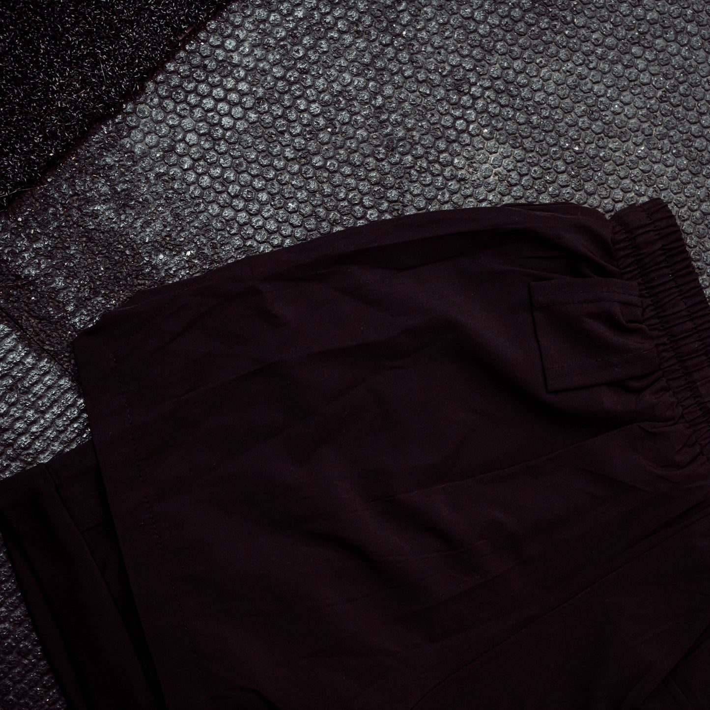 ATHLETIC RUNNING SHORTS MEN